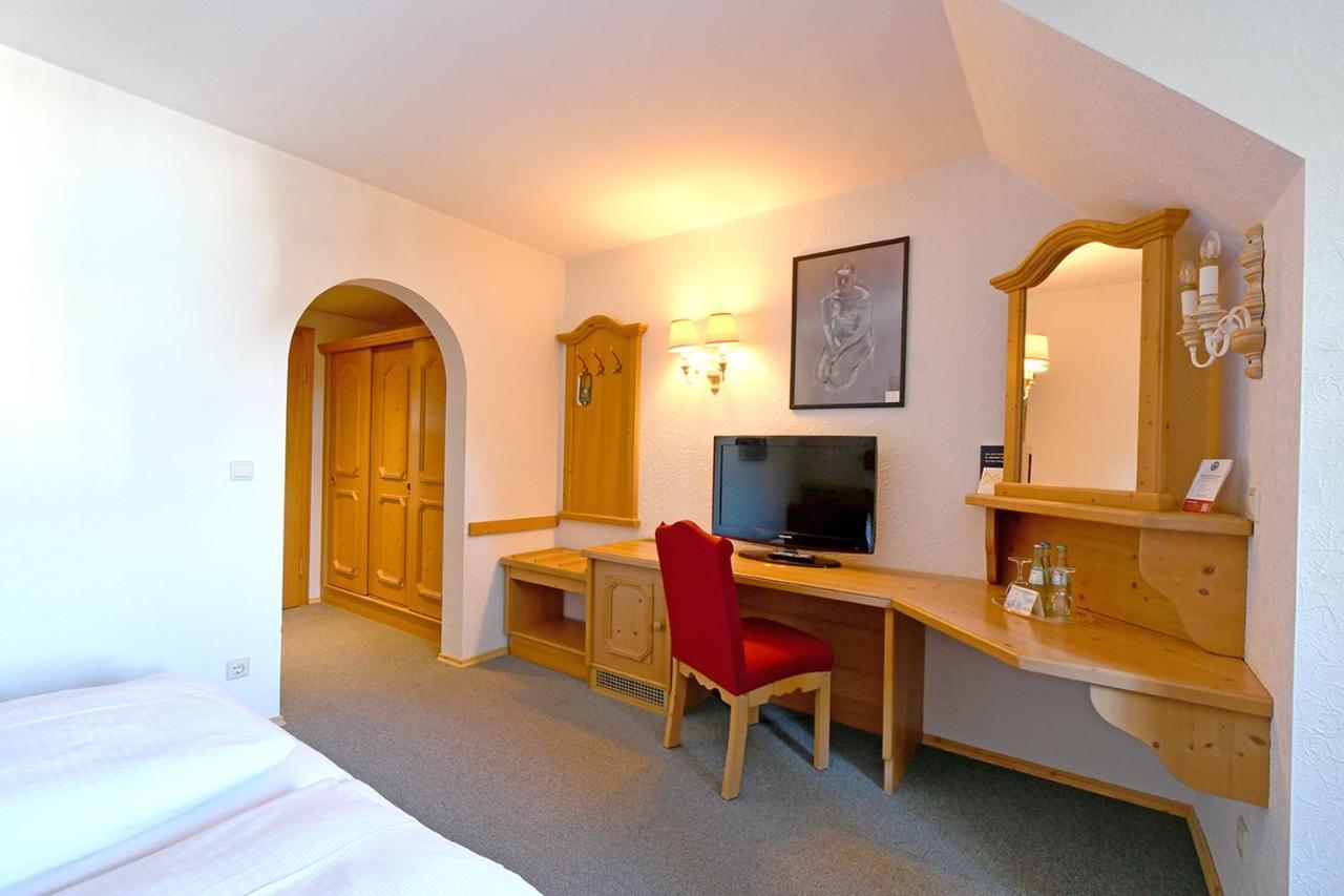 Landhotel Altes Zollhaus Hermsdorf  Екстер'єр фото