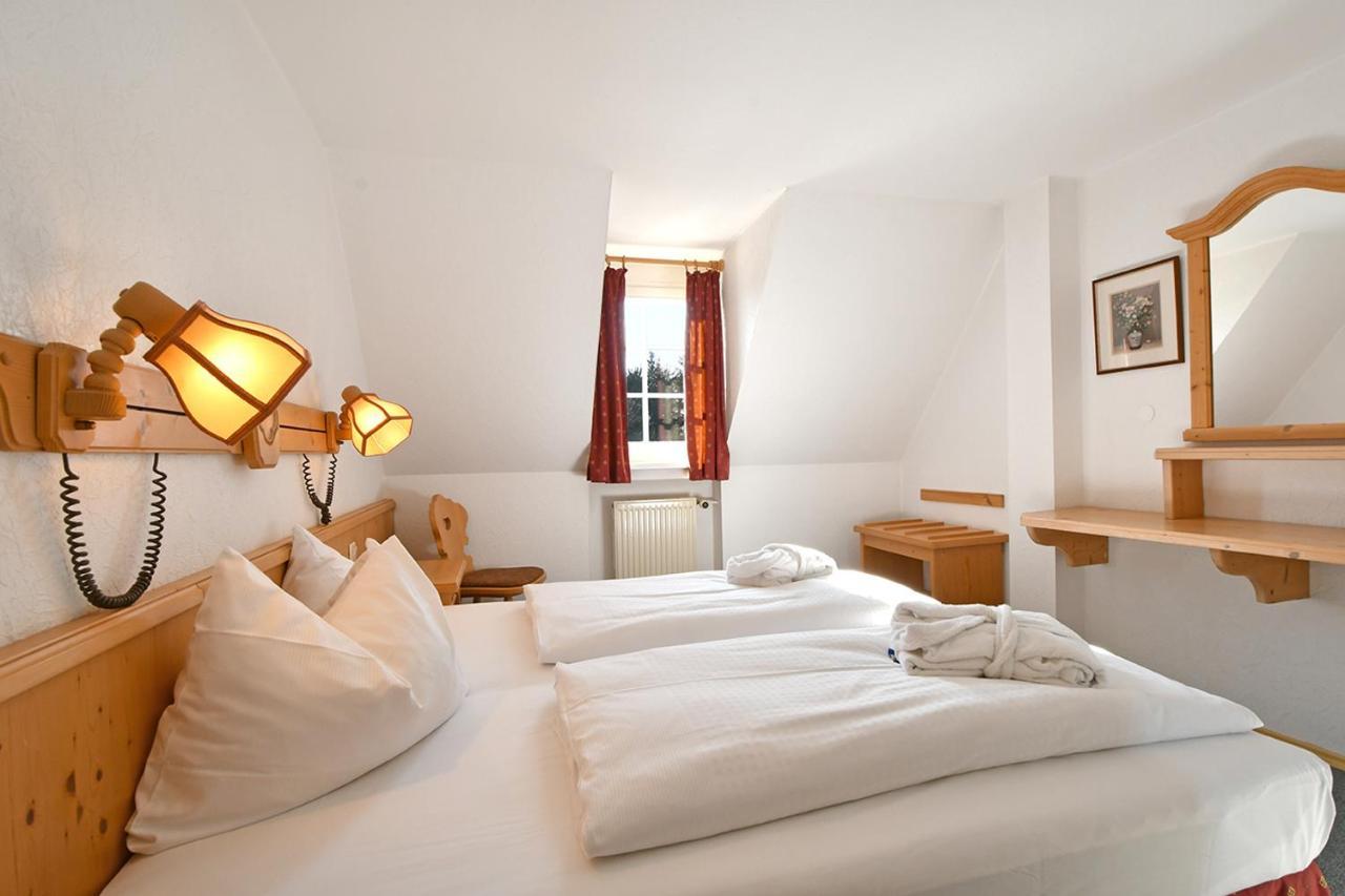 Landhotel Altes Zollhaus Hermsdorf  Екстер'єр фото